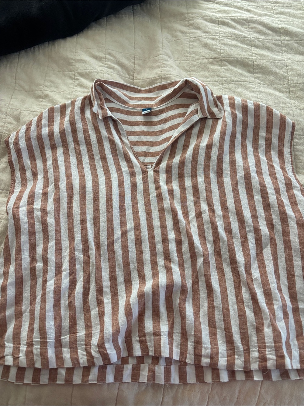 Old Navy Striped Collared V-Neck Top in White and Brown